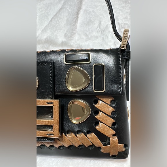 Fendi limited edition baguette - Picture 2 of 15